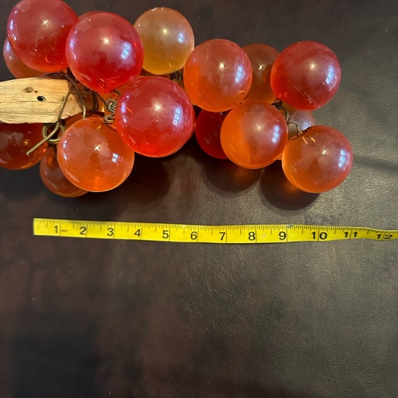 Lucite grape bunch - Picture 3 of 8